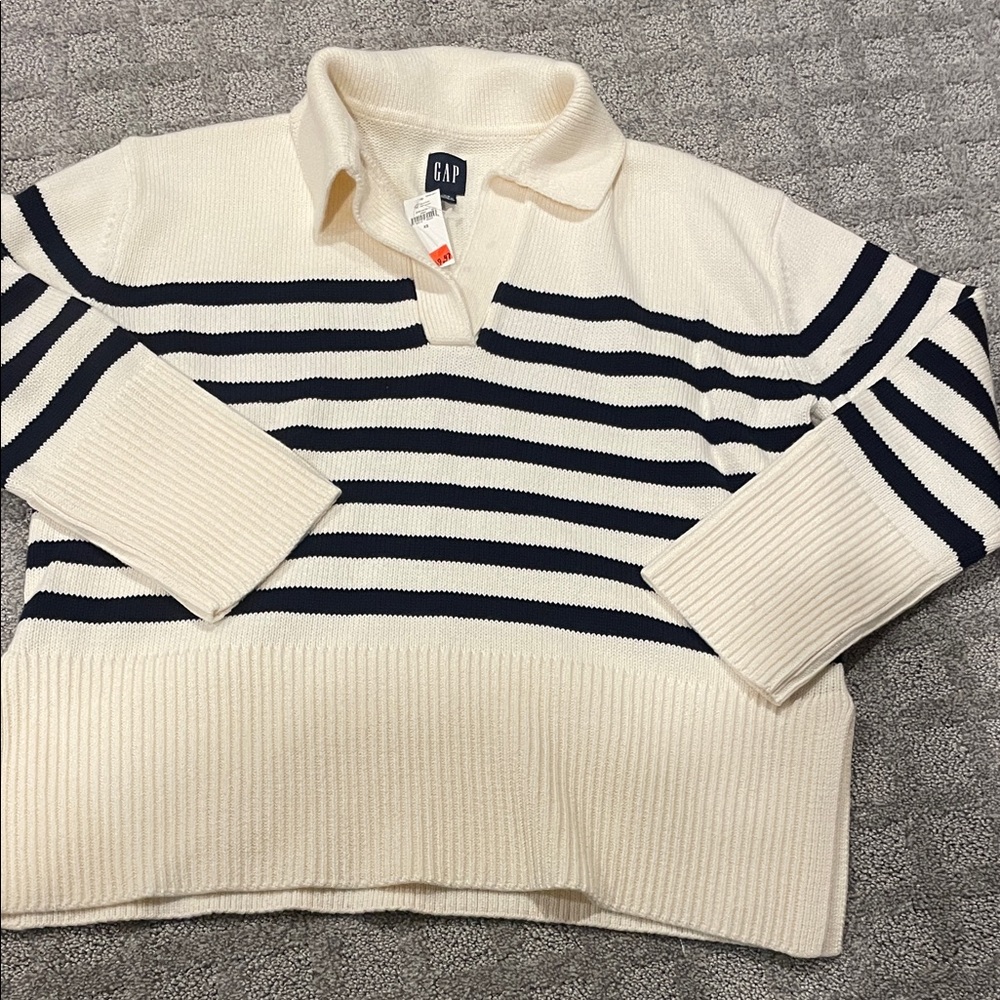 GAP cotton oversized pullover, super soft, cream with navy stripe, size XS